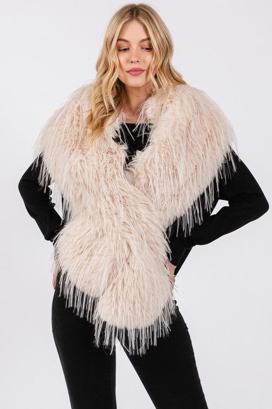 Faux Fur Iconic Pull Through Shawl