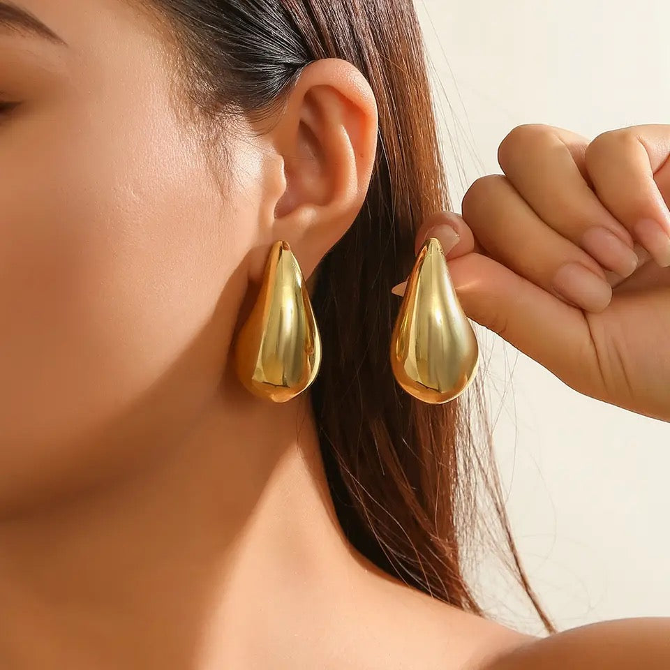 Gia drop earrings 18k Gold Plated Ear Studs